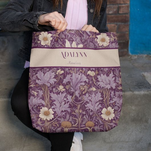  Botanische Pensioengeschenken voor Moeder Violet Tote Bag