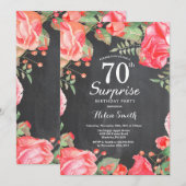 Botanische Rode Floral Verrassing 70e verjaardag Kaart (Voorkant / Achterkant)