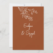 Botanische Terracotta Floral Boho Trendy Bruiloft Kaart (Achterkant)