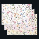 botanische tuin van wilde bloemen inpakpapier vel<br><div class="desc">Prachtige boho-geïnspireerde inpakpapierbladen met vrolijke waterverf wildbloemen in verschillende tinten van blozen,  roze,  lavender,  geel,  blauw en groen.</div>