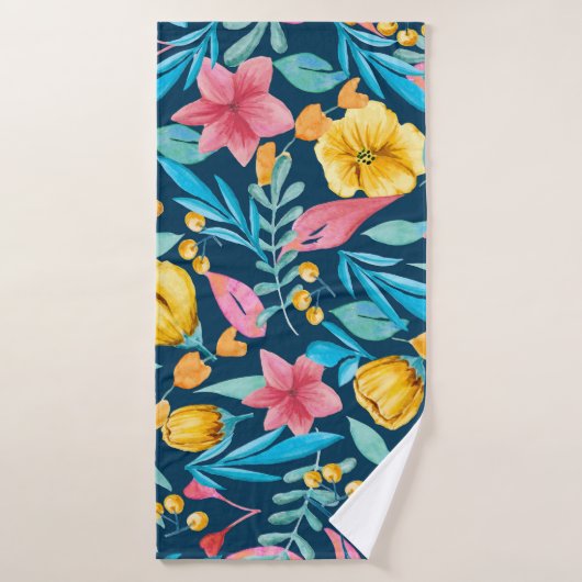Botanische waterverf: bloemen, bladeren ornament. badhanddoek