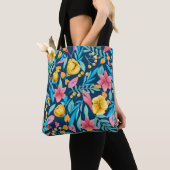 Botanische waterverf: bloemen, bladeren ornament. tote bag (Dichtbij)
