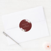 Botanische Witte & Blush Bloemen Bourgogne bruilof Ronde Sticker (Envelop)