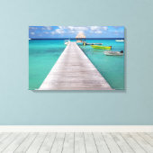 Boten aan een steiger in de Pacific canvas print (Insitu (Houten vloer))