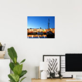 Boten bij het marktplein van Helsinki in de avond Poster (Thuiskantoor)
