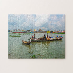 Boten vol vluchtelingen uit Bangladesh. Legpuzzel