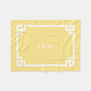 Boter Geel en Wit Griekse Sleutel Monogram Fleece Deken