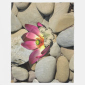 Boter op Lotus Flower Fleece Deken (Voorkant)