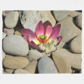 Boter op Lotus Flower Fleece Deken (Voorkant (Horizontaal))