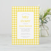 Boterbloem Geel Gingham Geruit Baby Borrel Kaart (Staand voorkant)