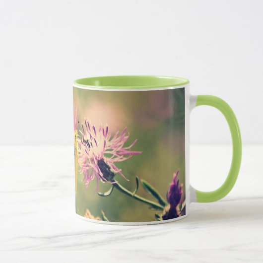 Botervlieg en wilde bloemen Mok koffie (Rechts)