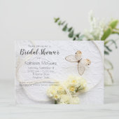 Botervlieg met lentbloemen kaart (Staand voorkant)