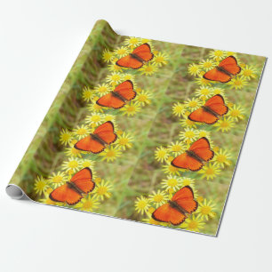 Botervlieg op bloemen cadeaupapier