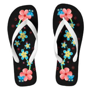 Botervlieg op Teenslippers met roze en blauwe bloe
