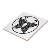 Botervliegvormige gevouwen eikenbladeren in itowa tegeltje (Zijkant)