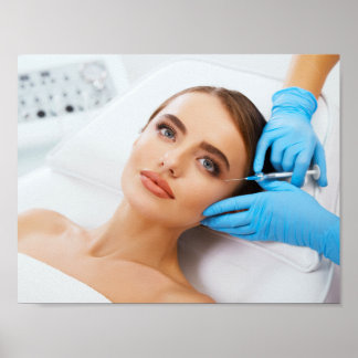 Botox en vulmiddel injecties door esthetische arts poster