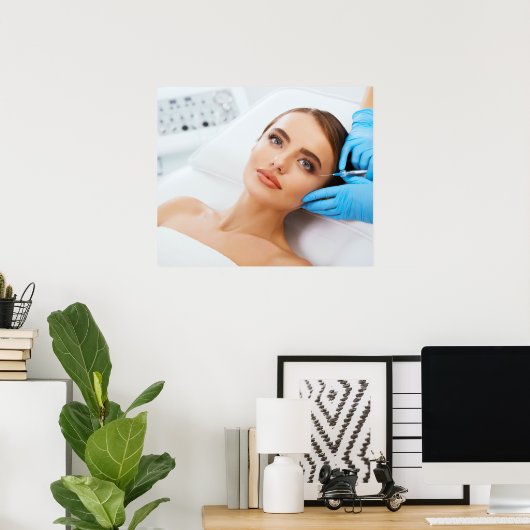 Botox en vulmiddel injecties door esthetische arts poster (Thuiskantoor)
