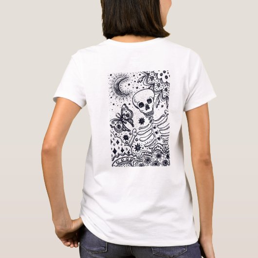 BOTTEN IN DE GARDEN SKELETON, FOLK ART MOON, MOTH T-SHIRT (Achterkant)