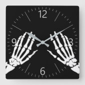 Botten met skelethanden vierkante klok (Voorkant)