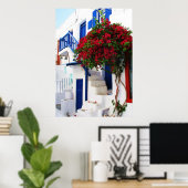Bougainvillea buiten een huis, Grieks POSTER (Thuiskantoor)