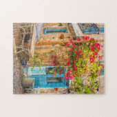 Bougainvillea groeide op de muur van een restauran legpuzzel (Horizontaal)