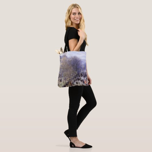 Boulevard des Capucines van Claude Monet, Fine Art Tote Bag (Op model)