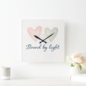 Bound by Light Vierkante Klok (Huis)