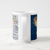 Bound Mermaids - Nautisch ontwerp voor oceaanliefh Grote Koffiekop (Achterkant)