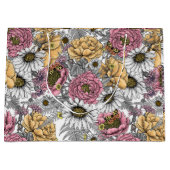 Bouquet of flowers- roses, peonies, daisien an fe groot cadeauzakje (Voorkant)