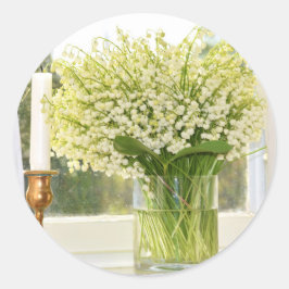 Bouquet van lentesbloemen lilies van de vallei ronde sticker