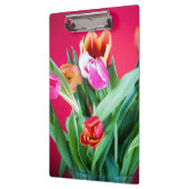 Bouquet van tulpen op rood klembord (Links)