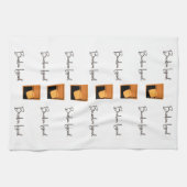 Bourbon Legend en glaasjes op white Kitchen Towel Theedoek (Horizontaal)