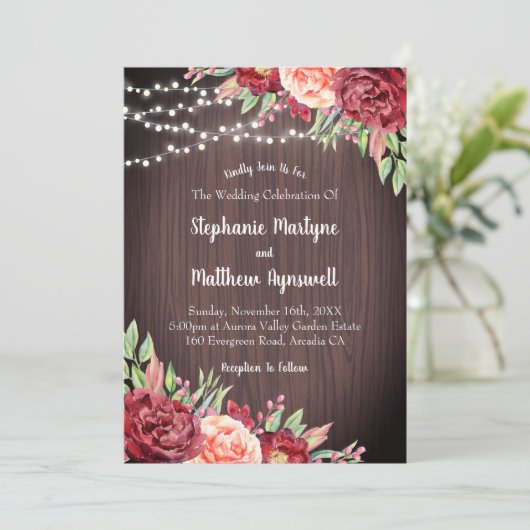 Bourgogne Blush Bloemen String Lights Wedding Kaart (Staand voorkant)