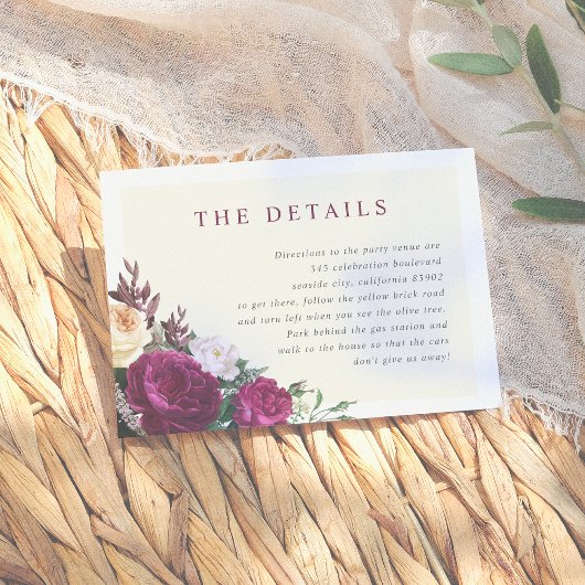 Bourgogne & Cream Bloemen De Details Behuizing Kaa Informatiekaartje