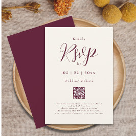 Bourgogne Cream Elegant Script QR Code Wedding RSVP Kaartje
