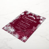 Bourgogne Elegant Winter Snowflake Quinceanera Folie Uitnodiging (Gedraaid)