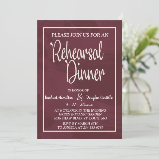 Bourgogne en Glitter Pocket Rehearsal Dinner Kaart (Staand voorkant)