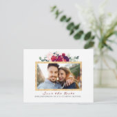 Bourgogne en Gouden Bloemen Bewaar de Datum Foto Aankondigingskaart (Staand voorkant)