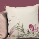 Bourgogne en Roos van Cream Simple Kussen<br><div class="desc">De Bourgogne en de crèmebasis hebben een eenvoudig elegant bloemontwerp in een crèmekleurig ivoorkleurpalet met een Bourgogne, goud en groene accenten. Een prachtige bloemontwerpafdruk die bestaat uit lagen van opblaasbare rozenknoppen als brandpunt tegen een eenvoudige moderne achtergrond met zwakke gouden ontwerpelementen; de gelaagde samenstelling geeft diepte en perspectief aan het...</div>