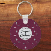 Bourgogne Fancy Jubileum Custom Couple Naam Sleutelhanger (Voorkant)