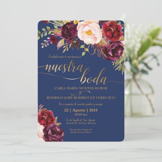 Bourgogne Faux Gold Spaanse bruiloft uitnodiging (Staand voorkant)