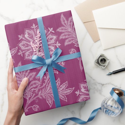 Bourgogne Floral Lace Vrijgezellenfeest Cadeaupapier (Geschenken)