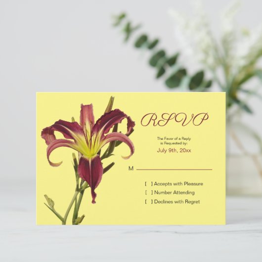 Bourgogne Gele Spin Dagelijks Bloem Bruiloft RSVP (Staand voorkant)