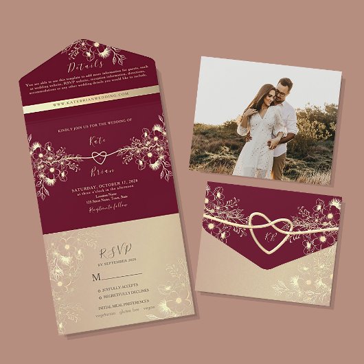 Bourgogne Gold Fall Wedding All In One Uitnodiging