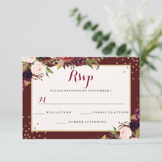 Bourgogne Goud Confetti Bloemen Bruiloft RSVP Kaartje (Staand voorkant)