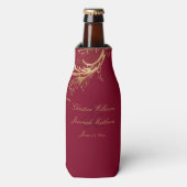 Bourgogne Gouden Bloemen Damask Script Wedding Flesjeskoeler (Fles Voorkant)
