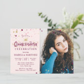 Bourgogne & Gouden Confetti Quinceañera met Afbeel Kaart (Staand voorkant)