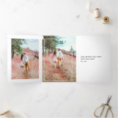 Bourgogne - Marsala en Gold Floral Wedding Drieluik Uitnodiging (Binnen)