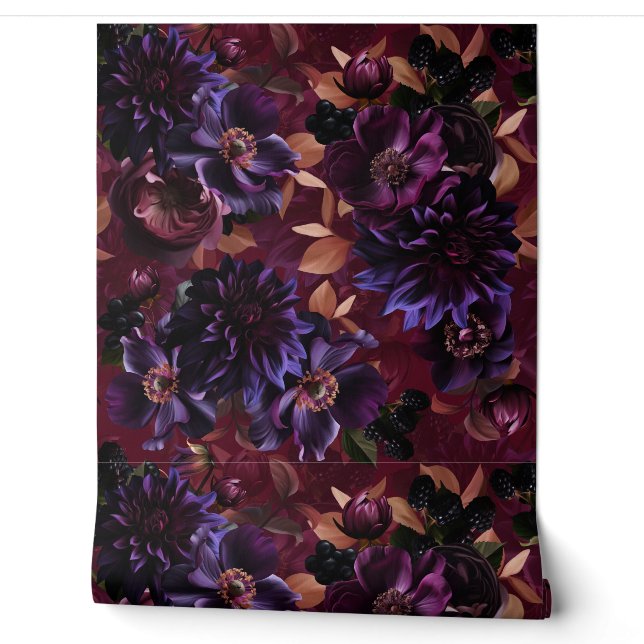 Bourgogne  Maximalist Flower Night Garden Behang (Afrollen)