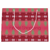 Bourgogne met roze framboos en groen groot cadeauzakje (Voorkant)